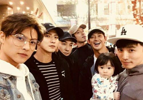 棒棒堂成员阿伟爆料视频,独家爆料视频引热议