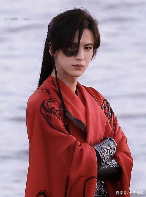 圈内人爆料张凌赫,圈内爆料揭示神秘面纱下的真实人生