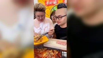 娱乐吃瓜酱夹子